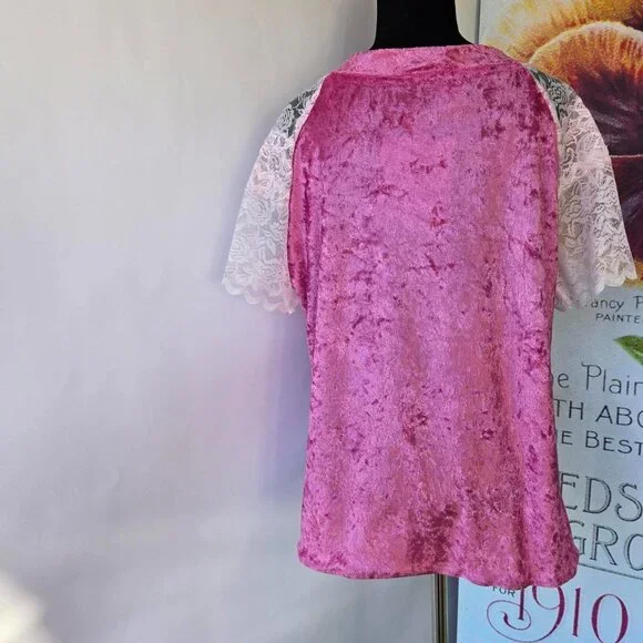 Romantic Velvet & Lace BlouseRoselani JasminSize Large